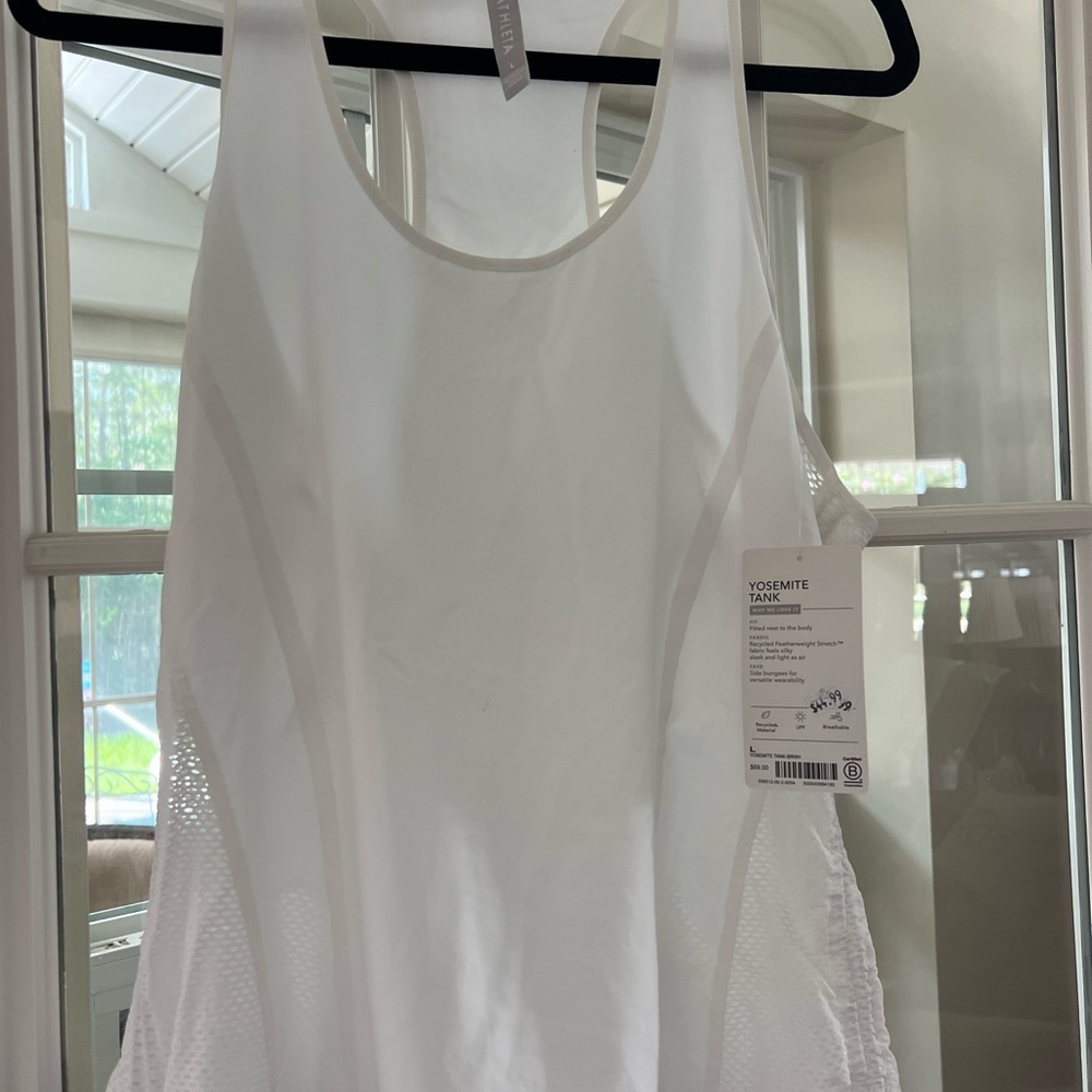 Athleta Yosemite tank